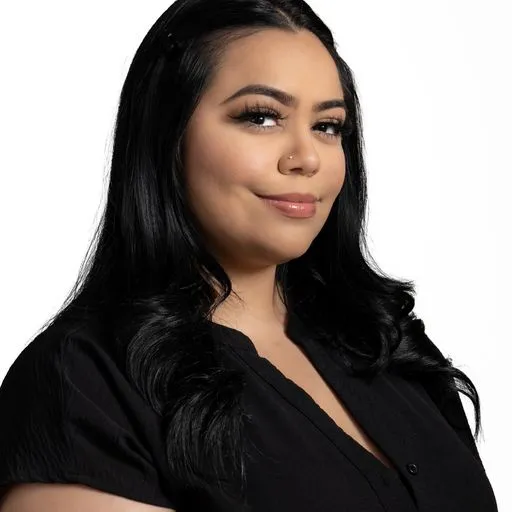 KIMBERLY ~ PATIENT RELATION COORDINATOR - Mission Hills Team