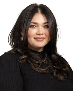 VIVIANA ~ IMPLANT COORDINATOR/PUBLIC RELATIONS - Missionn Hills Team