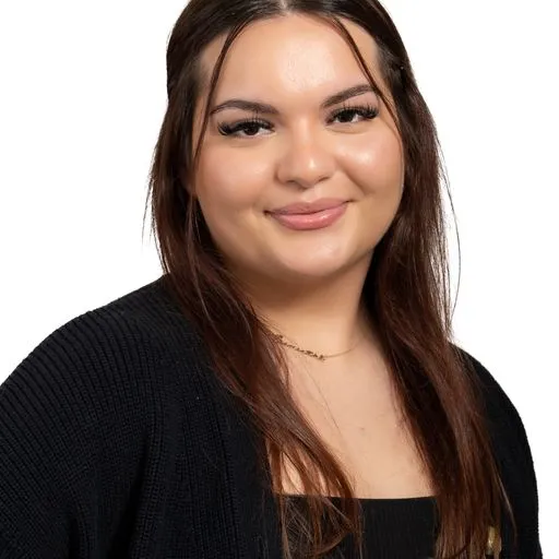 SAMANTHA~  PATIENT RELATION COORDINATOR - El segundo Team